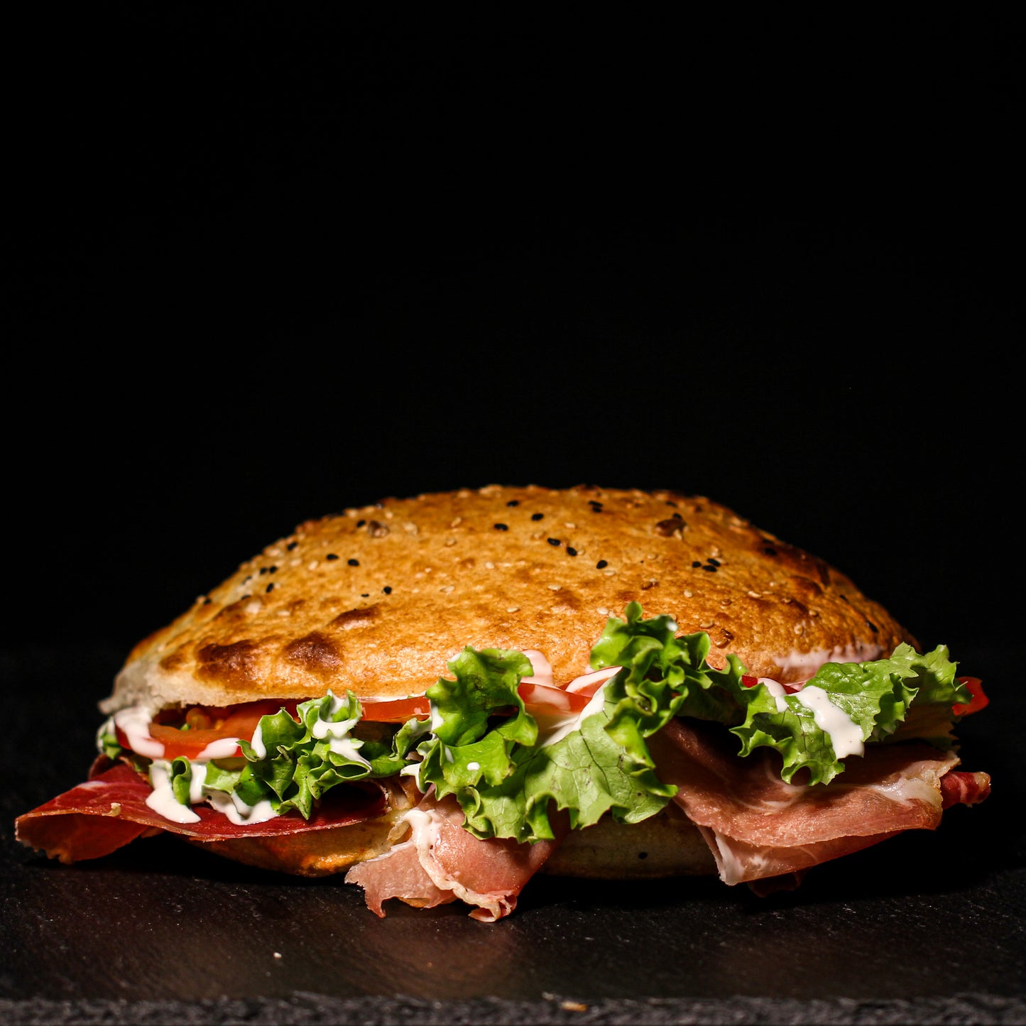 PIZZABROT MIT ROHSCHINKEN